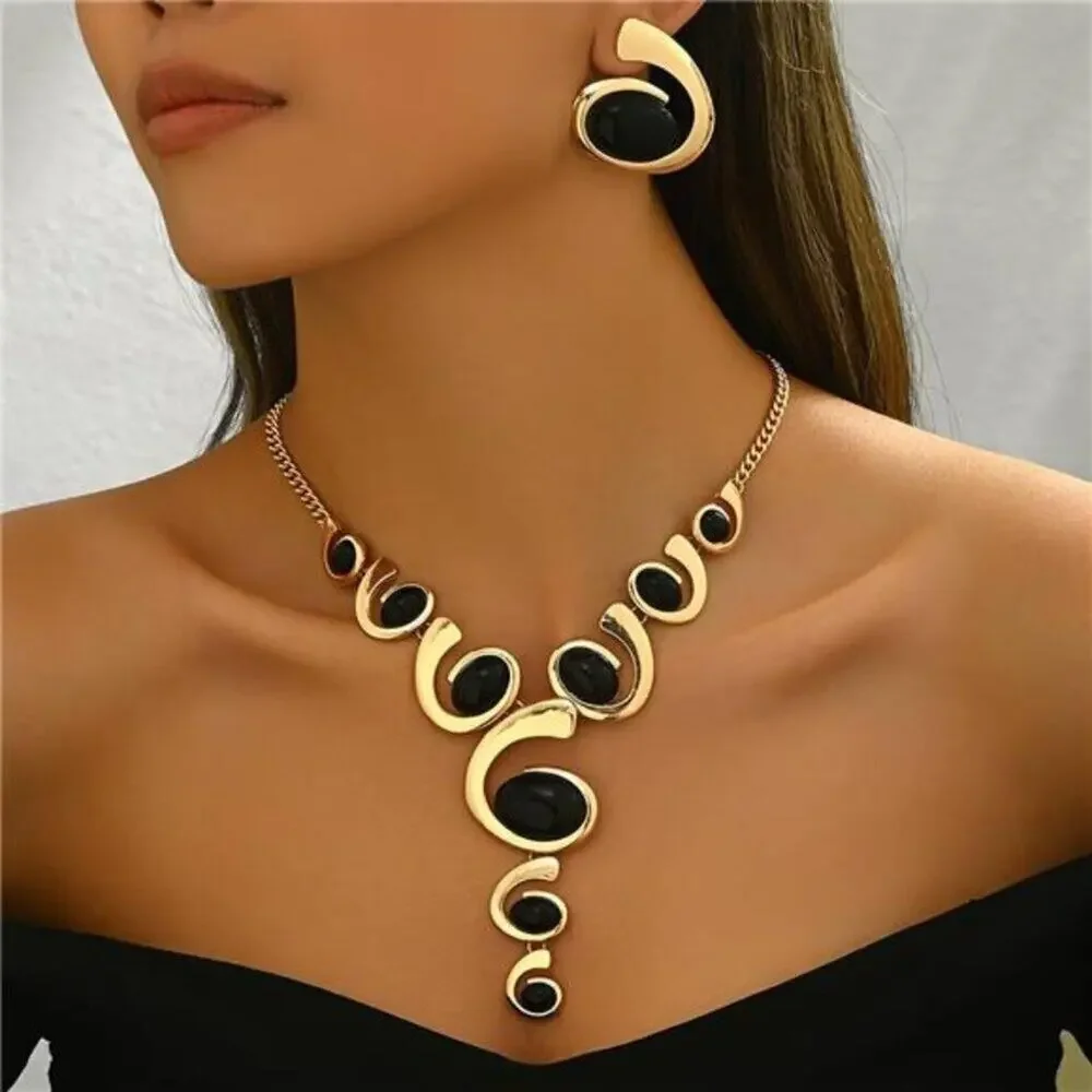 Golden Jewelry Set Kleo Black Boho Western Double Layered Chunky Vintage choker